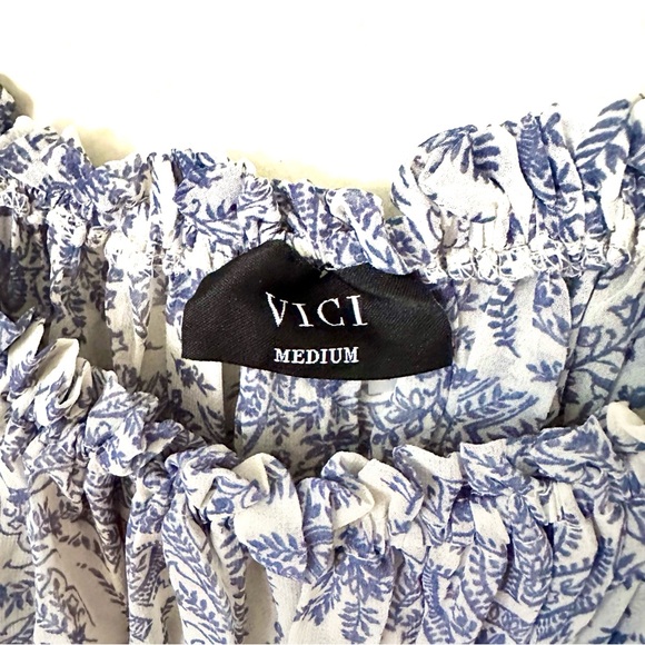 | vici • made you look paisley smocked tie strap maxi dress • medium | - Picture 9 of 17